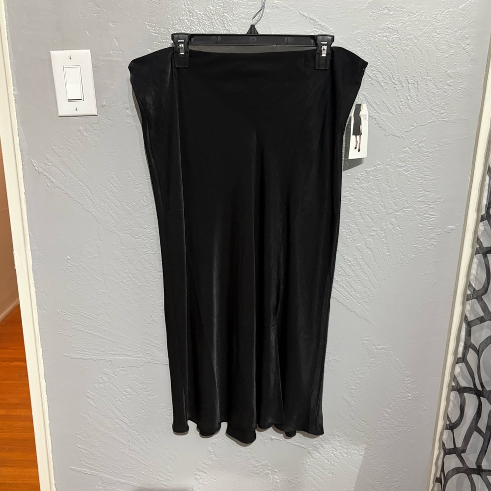 NWT Women's Satin Midi Skirt Set